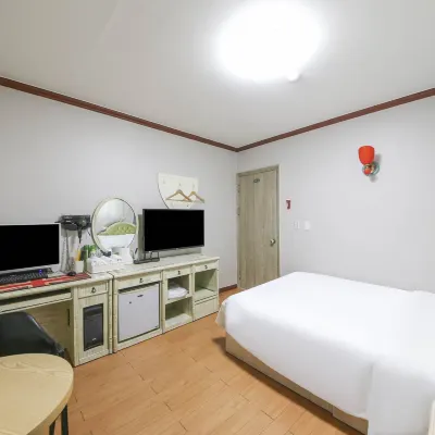 Daejeon Sintanjin Royal Hotel dekat Titik Awal Bongsan-dong