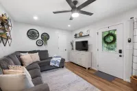 Family Friendly & Cheerful Blue Jay Ranch House close to KSU stadium