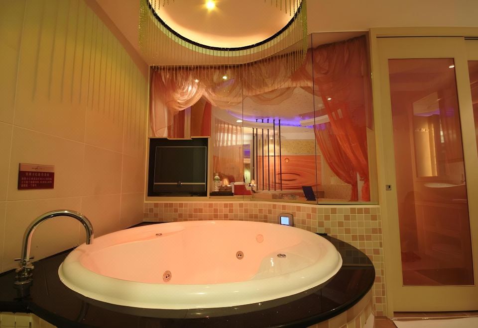 샤이니 시즌 모텔 썸네일