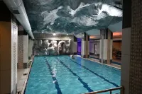 Barden Hotel - С бассейном