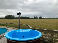 Madam Blås Mysiga Stugor Med Vedeldad Bastu Och Badtunna - Wifi