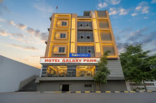 FabHotel Galaxy Shamshabed Hotel di 
