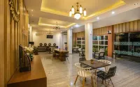 Nes Inn Hotel - 2-Star