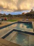 Beautiful 4 bed with Pool + Spa