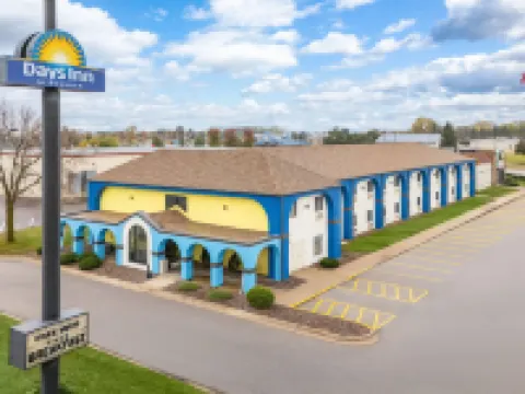 Days Inn by Wyndham Austin Hotels in Austin