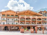 Croce Bianca Leisure & Spa Hotel Hotels in Canazei