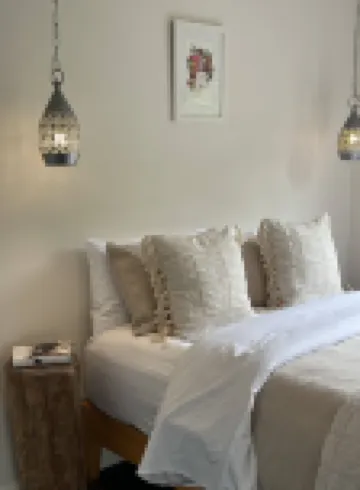 Breathe, Relax & Recharge – One Bedroom Retreat