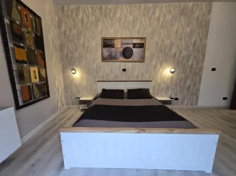 Hotel Cristallo Отели рядом с достопримечательностью «Stadio Cameri»