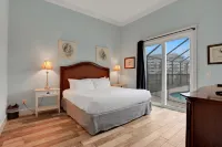 Palm-surrounded Stunner With Enclosed Pool & Water Views - Dog-friendly
