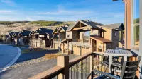 Fireplace, Game Room & Mountain Views Near Golf & Dining Keystone River Run by Avantstay - Country Houses