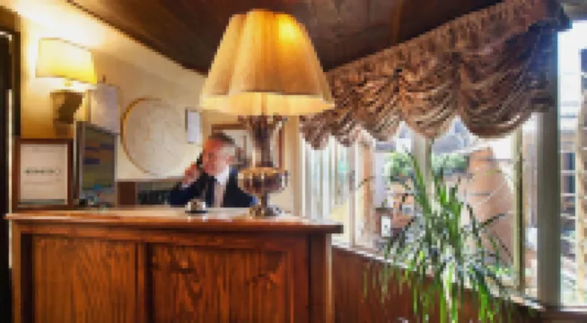 Pantheon Inn