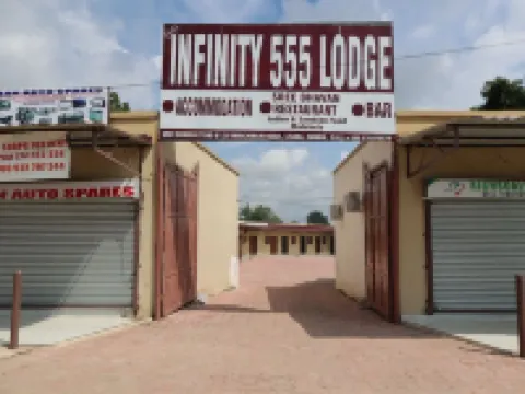 infinity 555 lodge Các khách sạn gần Chinese Centre