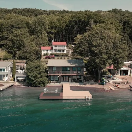 Live The Lifestyle,Stunning Lake House in the heart of Wine Country!