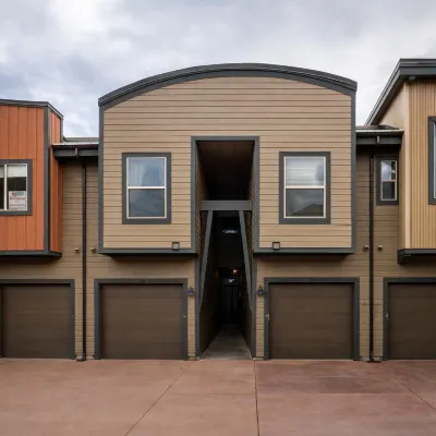 36 Sweet Newpark Townhome On The Creek 2 Bedroom Townhouse