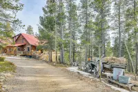 Bbqs, Hikes and Fireside Nights Cabin in Black Hawk - parking