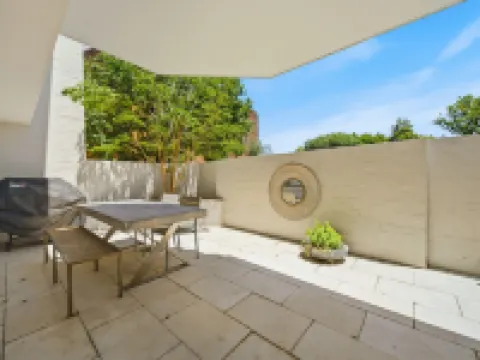 Spacious Bright Apartment With Courtyard and BBQ Hotels in Griffith