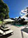 Holiday Beach Hotel - en bord de mer