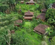 DLimasan Heritage Cottage and Cafe