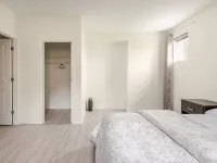Serene Oakville Retreat - Modern 2-Bedroom Apartment Hotel a Oakville