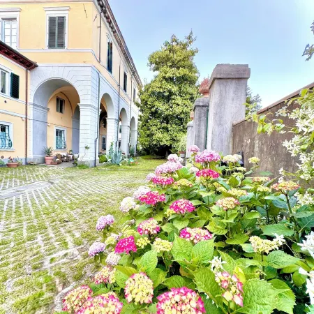 Villa la Dogana B&B di Charme - Historic Villa with a Beautiful Garden
