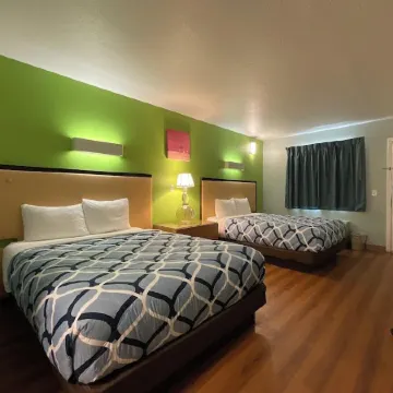 Country Yard Inn Sikeston - Miner Exit 67 on I-55