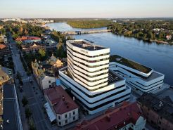 UMe, BW Signature Collection