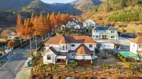 Pension Manoa - 4-Star