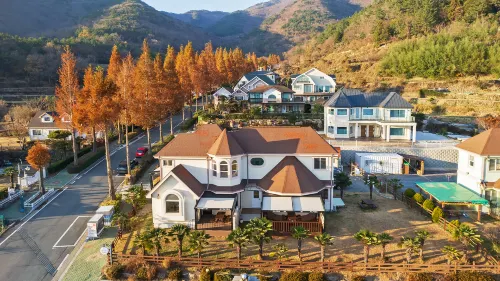 Pension Manoa - مطابخ