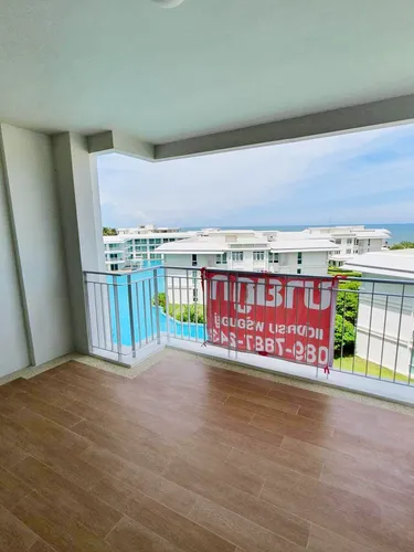 รูปภาพของModern 2-Bedroom Condo with Ocean and Pool Views in Cha-am