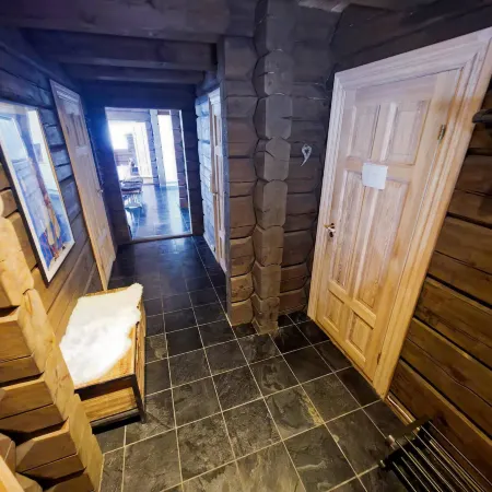Beautiful classic cabin with sauna and hot tub Отели в г. Трюсиль