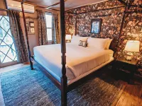 Hideaway Inn Lenox Hotéis em Lenox