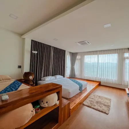 Soundless Resort