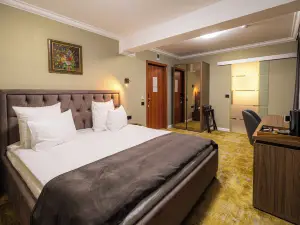 Hotel Brilliant Plaza
