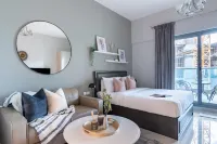 GuestReady - Studio | Balcony-Canal View - Homestays