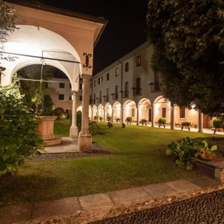 Hotel Il Chiostro by Lvg Hotel Collection