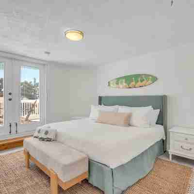 Sunny Palms Rooms