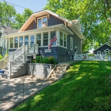 Swordfish Suite - Dog Retreat …Dog Friendly House- 2 blocks from Lake! Отели в г. Клир Лейк