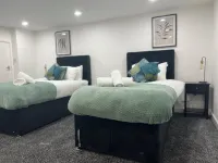 Top Hat - 1 Bed Apartment