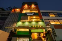 Super Deluxe Roomhotel Ballian's - Homestays