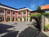 Nirvana House (Guest House Syari'ah) Hotel a Sidorejo