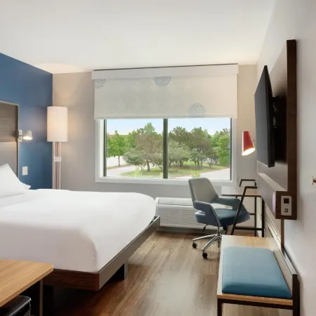 Tru by Hilton Frisco Dallas