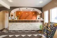 Oasis Inn