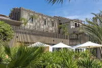 Hôtel Les Jardins du Canal Aigues Mortes Camargue - 3 étoiles