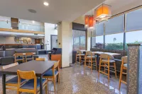 Drury Inn & Suites St. Louis Airport - breakfast