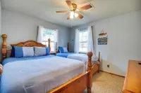Incredible Log Home: 1 Mile from Lake Tenkiller - Pet-friendly
