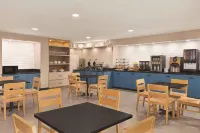 Country Inn & Suites by Radisson, Dunn I-95