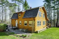 Forest Hideaway in Plainfield: Hike, Paddle & Ski - Kitchens