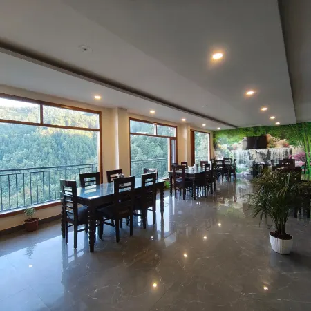 Summer Hill Resort