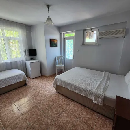 Zeytin Otel Altinoluk