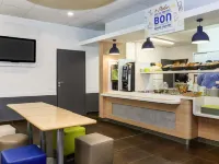 ibis budget Lille Centre - servizio colazione
